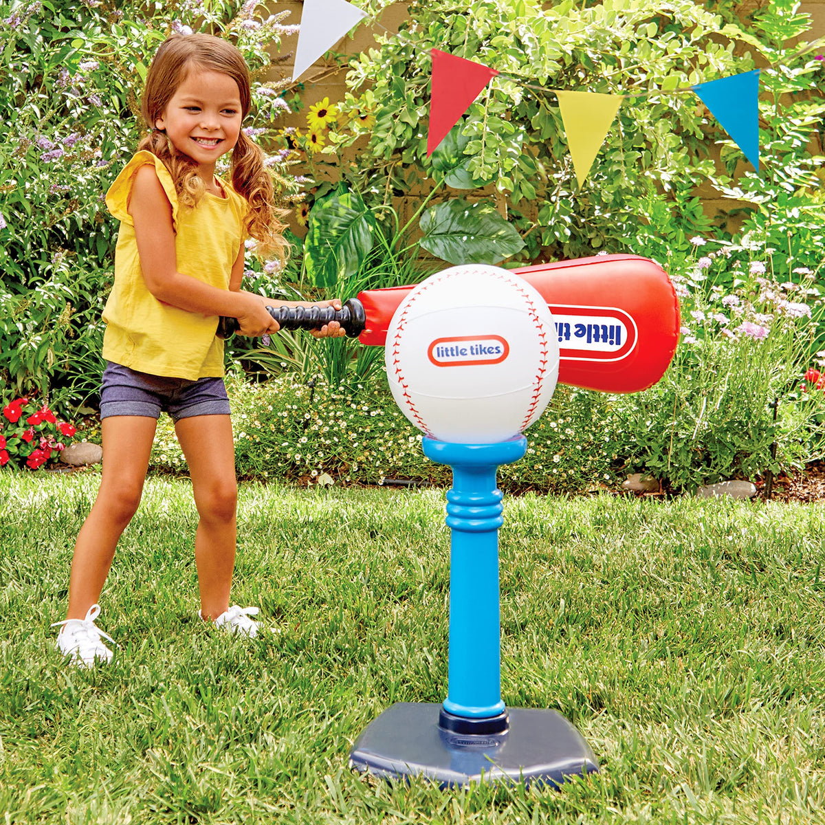 Little Tikes Totally Huge SportsTM T-Ball Set
