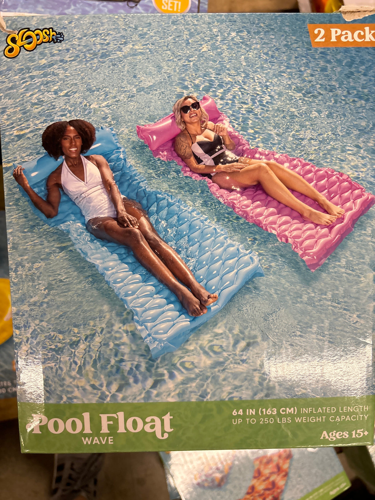 Pool lounge float - 64”